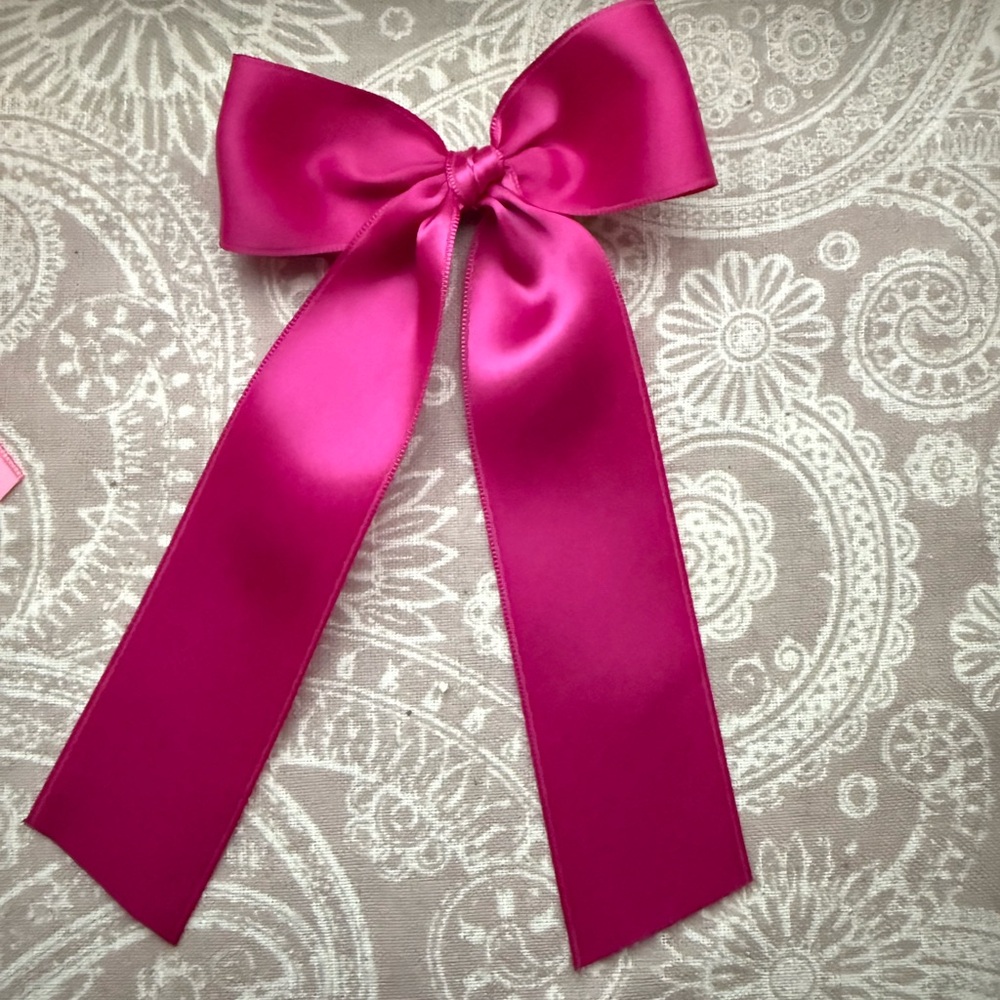 Elegant Pink Satin Hair Bow